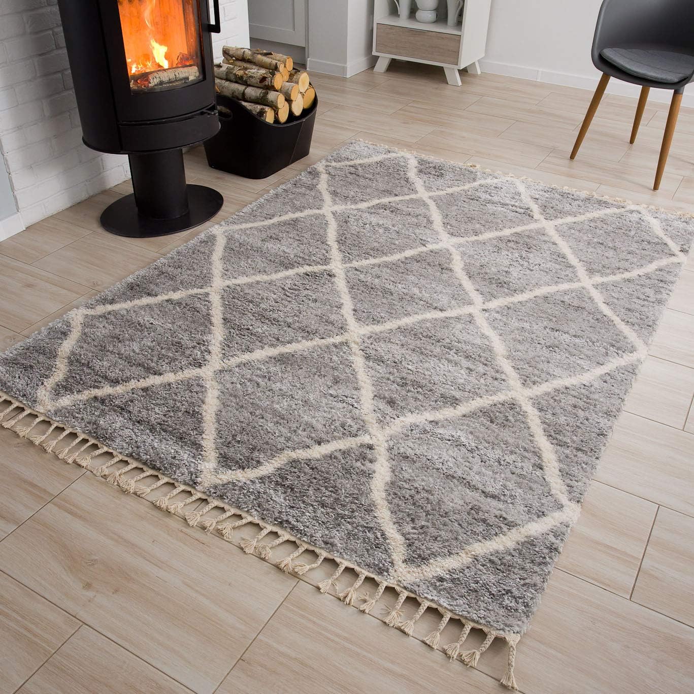 Tappeto Versay Grigio Crema a Sccachi con Frangei